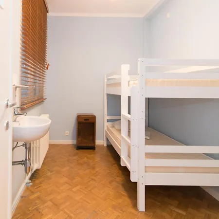 In With Stunning Sea View Апартаменты *