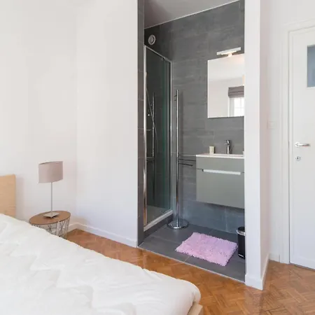 Апартаменты In With Stunning Sea View Остенде