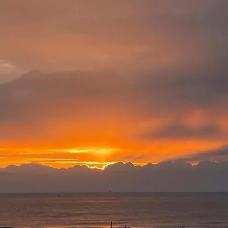 Апартаменты In With Stunning Sea View *