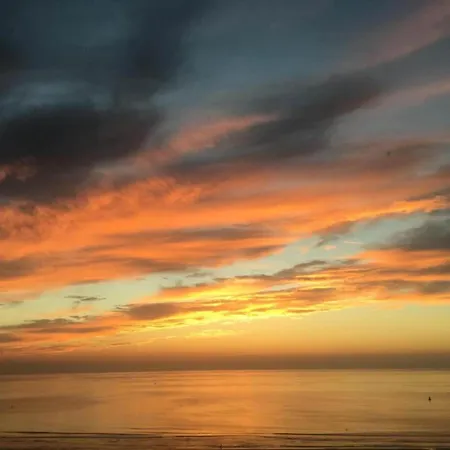 In With Stunning Sea View Апартаменты Остенде