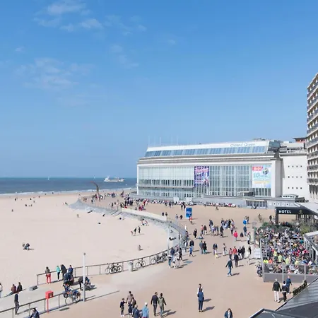 In With Stunning Sea View 아파트 *