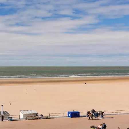 아파트 In With Stunning Sea View