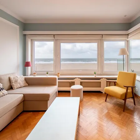 In With Stunning Sea View アパート オステンド