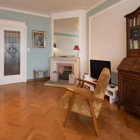 شقة In With Stunning Sea View *