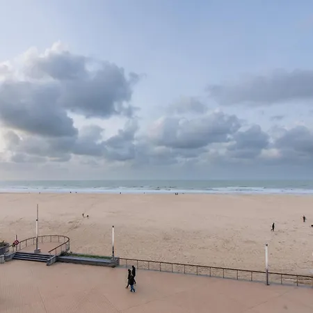شقة In With Stunning Sea View